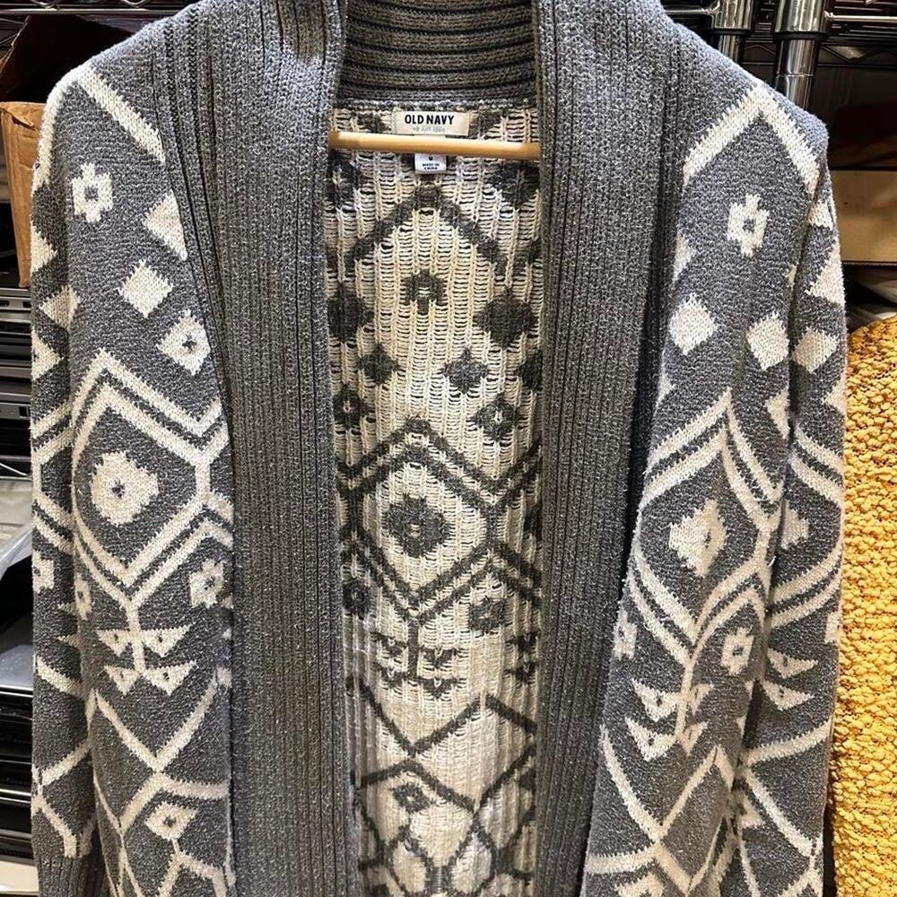 Old-navy Women's Medium Grey and White Heavyweight Cardigan Shaw Jacket Coat